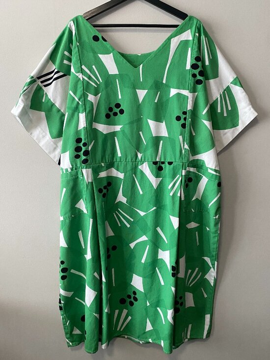 Handmade Dresses & Skirts - Handmade Plus Size Green White Black Abstract Pattern Pockets Dress
